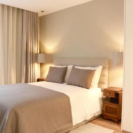 Lf Alfazema, By Flat In